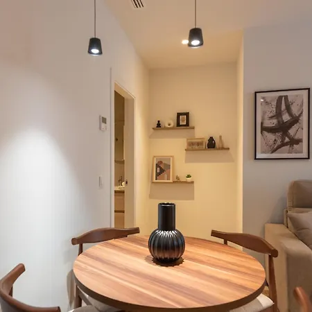Hotel apartamentowy Dorm4you Arena Family 13 Walencja