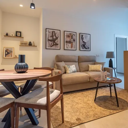 Hotel apartamentowy Dorm4you Arena Family 13 4*